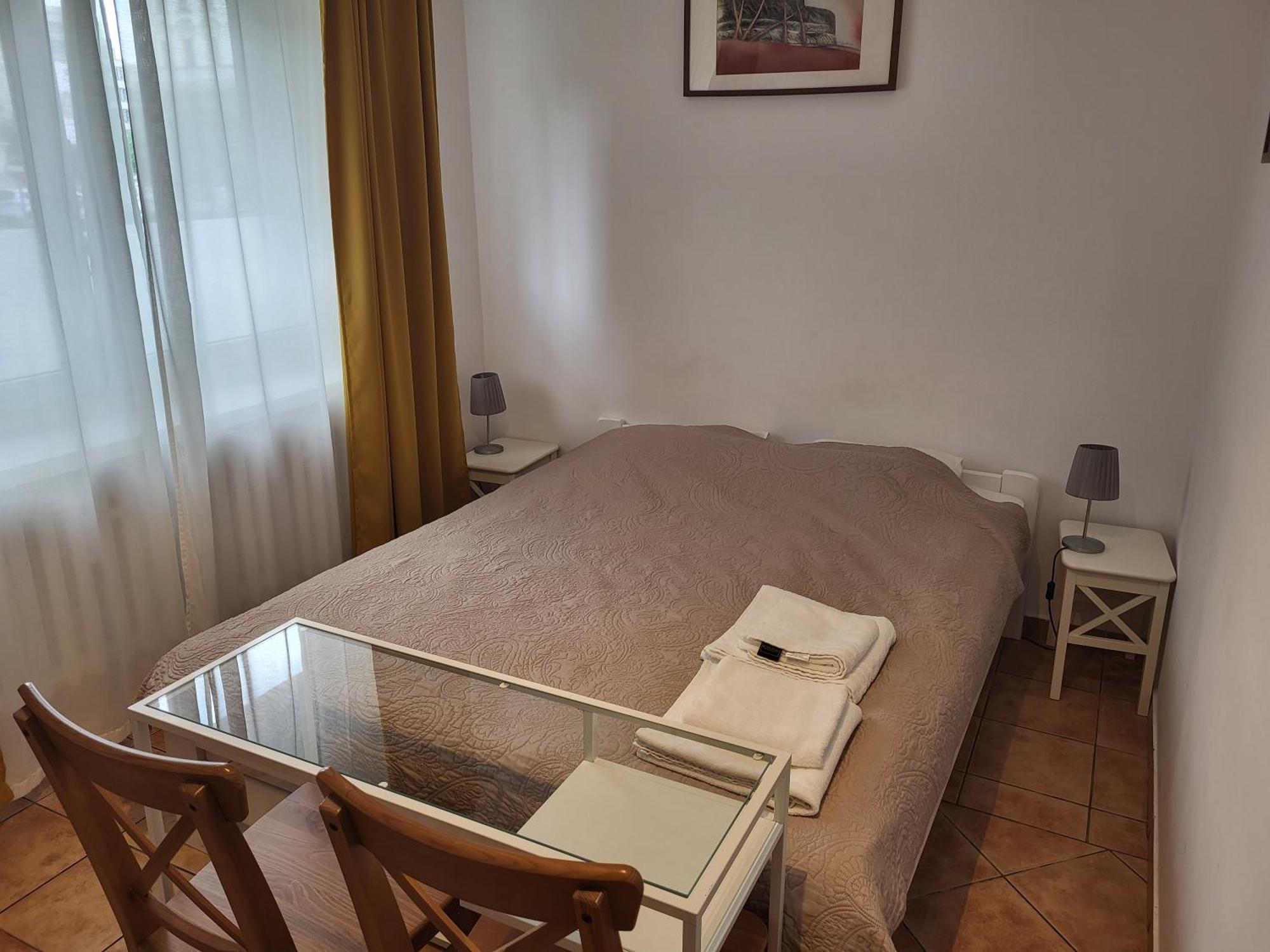 Pokoje Goscinne Przy Ogrodzie Staromiejskim Wrocław Exteriör bild